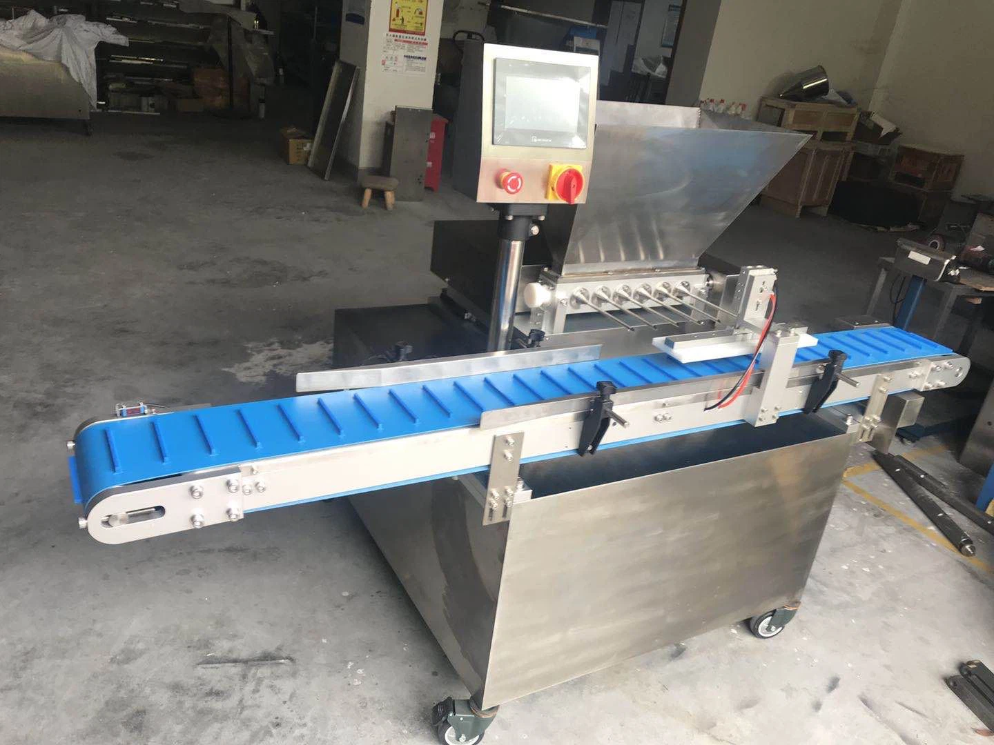 bread cream injecting machine bread cream injecting machine